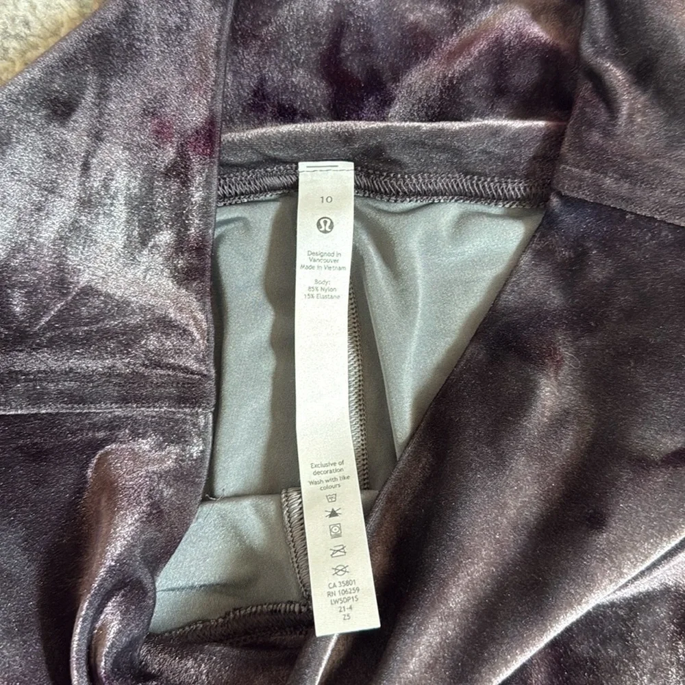 Lululemon Wunder Lounge HR leggings in Velour 28”